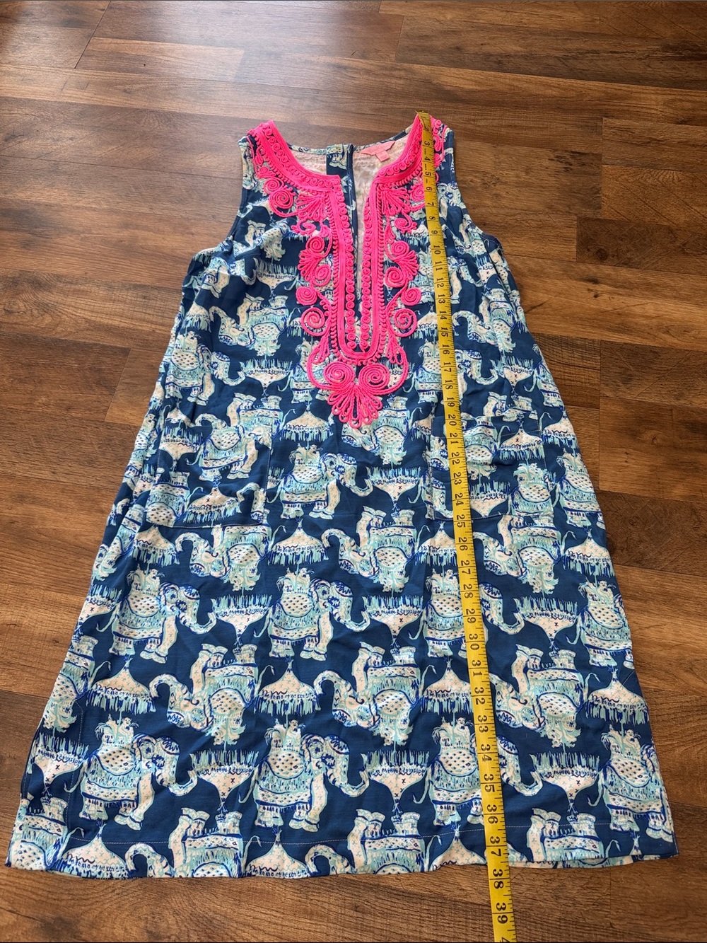 Lilly Pulitzer Carlotta Shift
Dress - Picture 4 of 8
